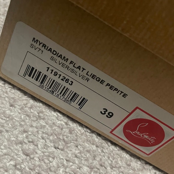 MYRIADIAM FLAT Christian Louboutin - size 39 women - Picture 7 of 7